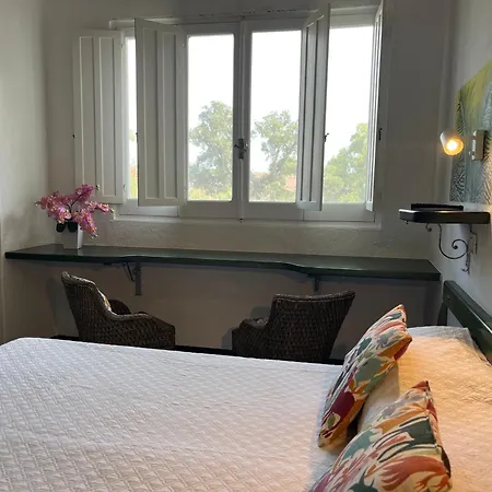 Apartament Hs *
